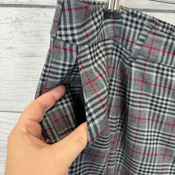 Ava & Viv Plus Size Gray Red Plaid Trouser Pants Size 22 - Picture 6 of 10